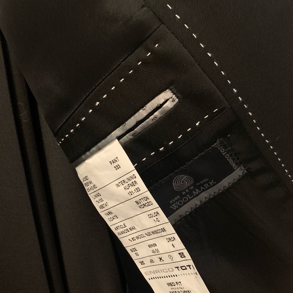 Special Occasions suits - Picture 3 of 8